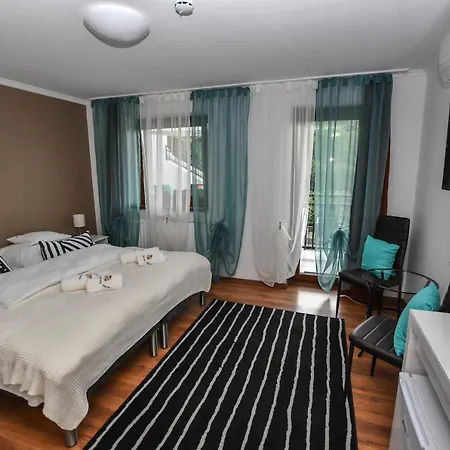 E-vasko Panzio Borpince Bed & Breakfast