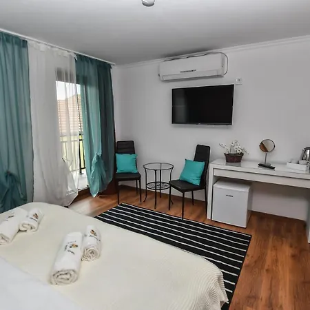 E-vasko Panzio Borpince فندق مبيت وإفطار