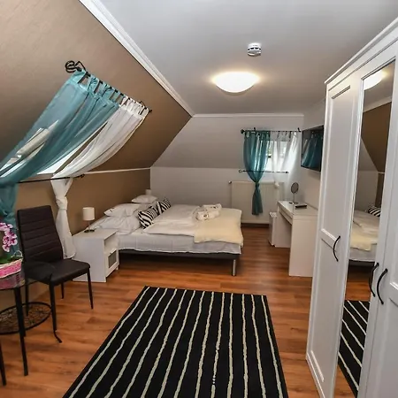 E-vasko Panzio Borpince