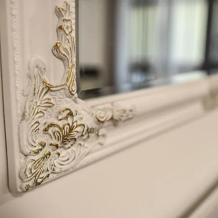 E-vasko Panzio Borpince 3*