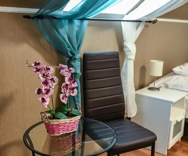 E-vasko Panzio Borpince B&B 토코이